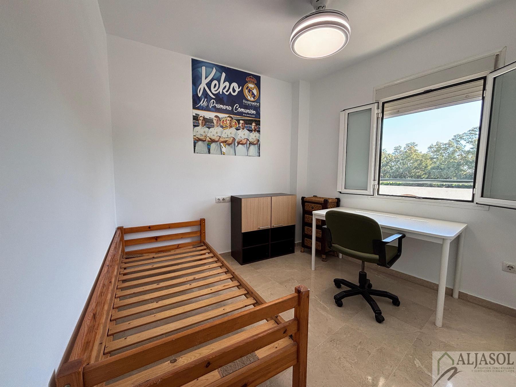 For sale of flat in Gelves