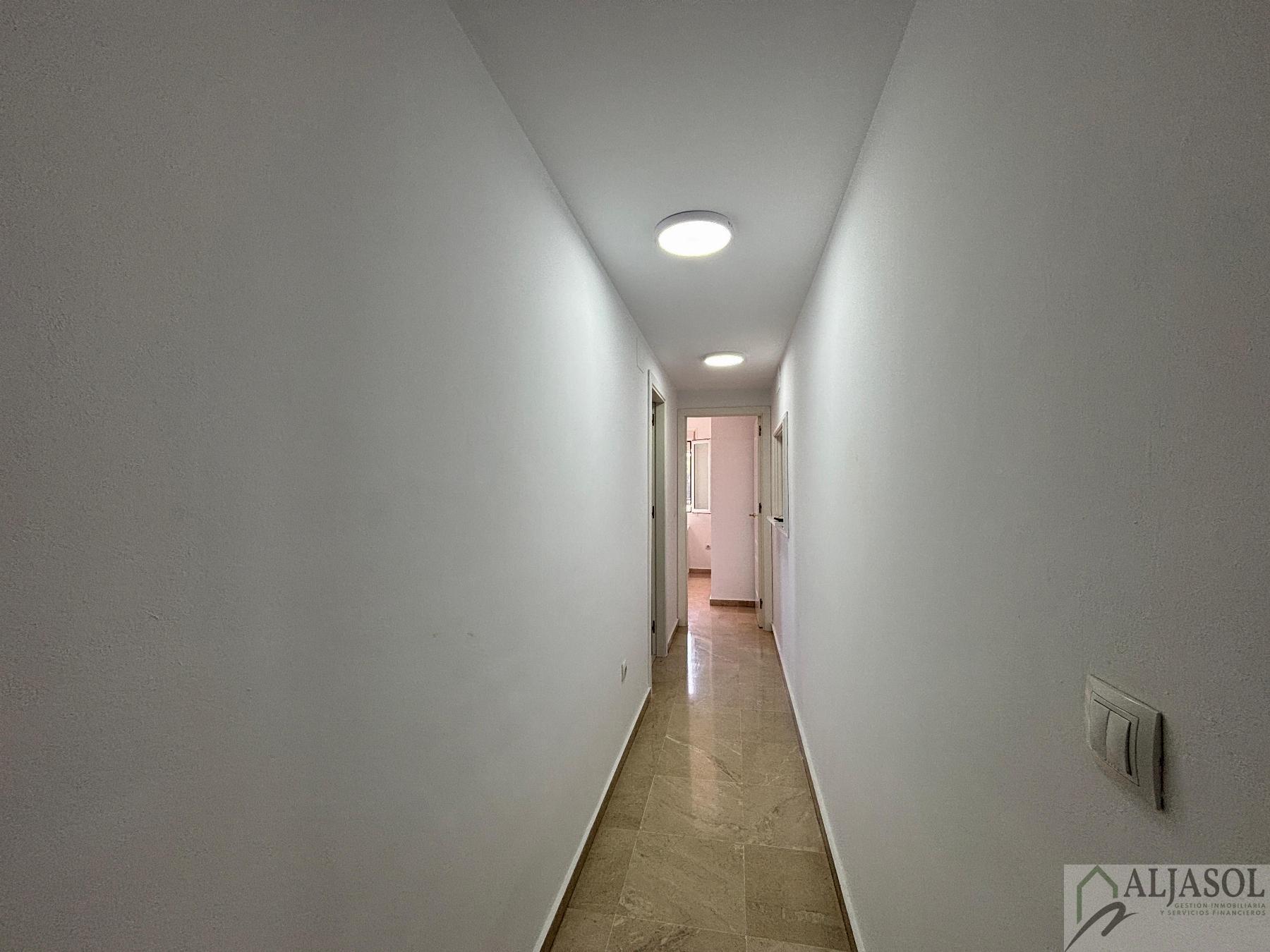 For sale of flat in Gelves