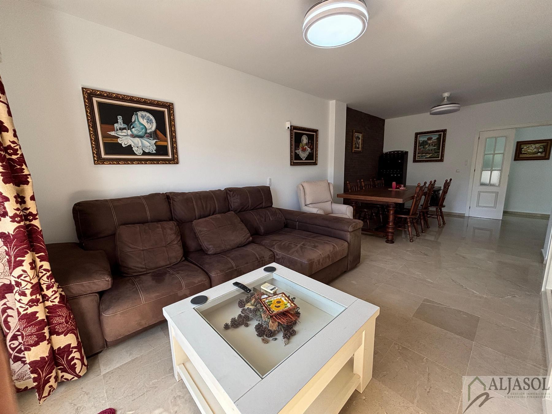 For sale of flat in Gelves