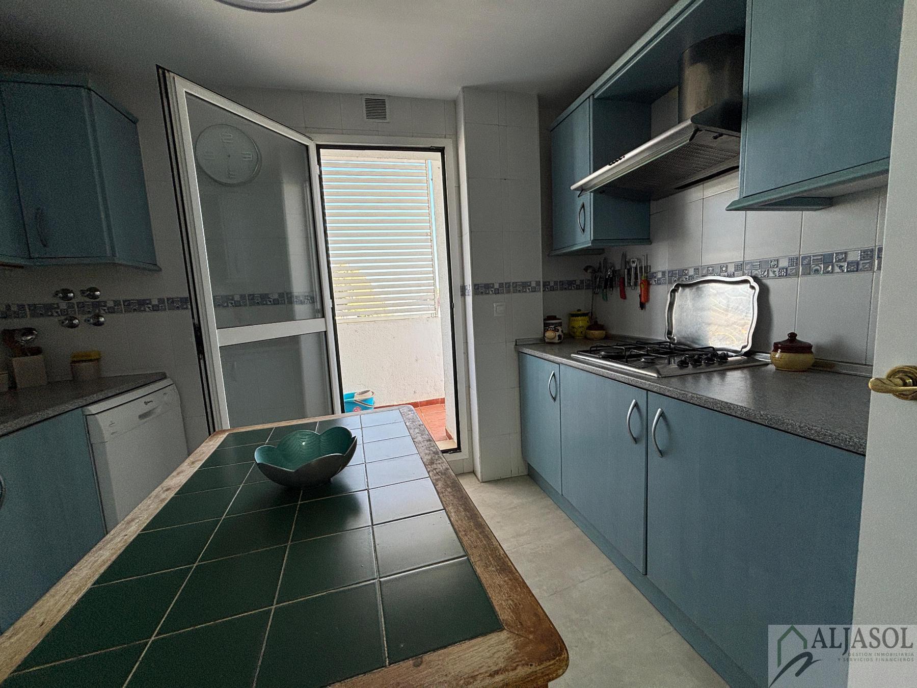 For sale of flat in Gelves