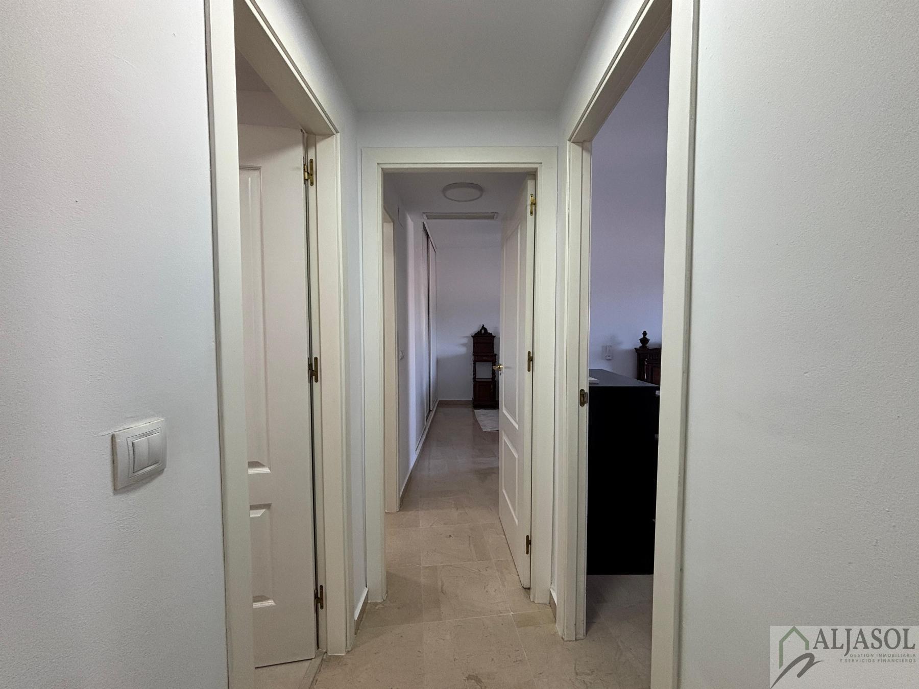 For sale of flat in Gelves