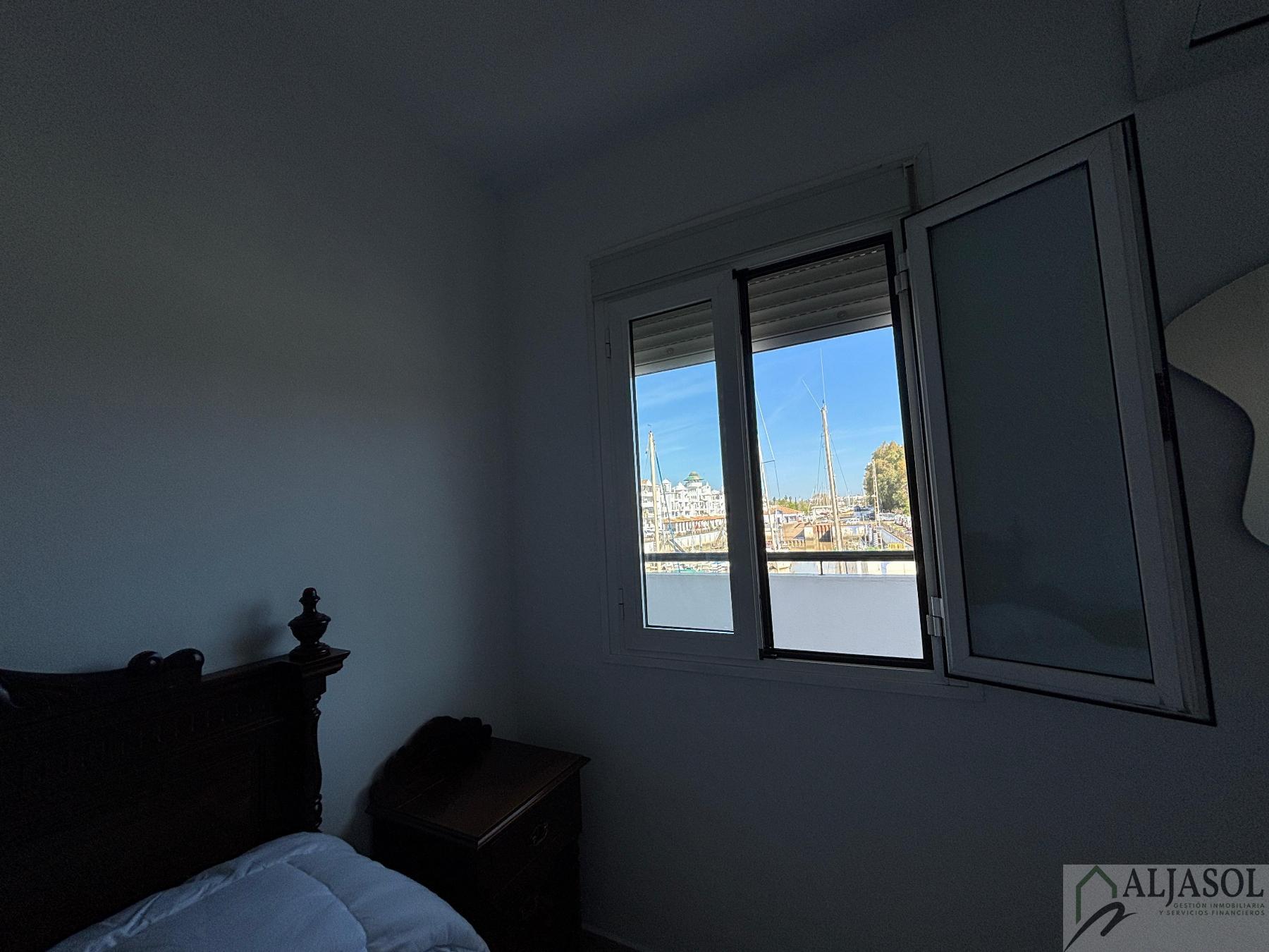 For sale of flat in Gelves