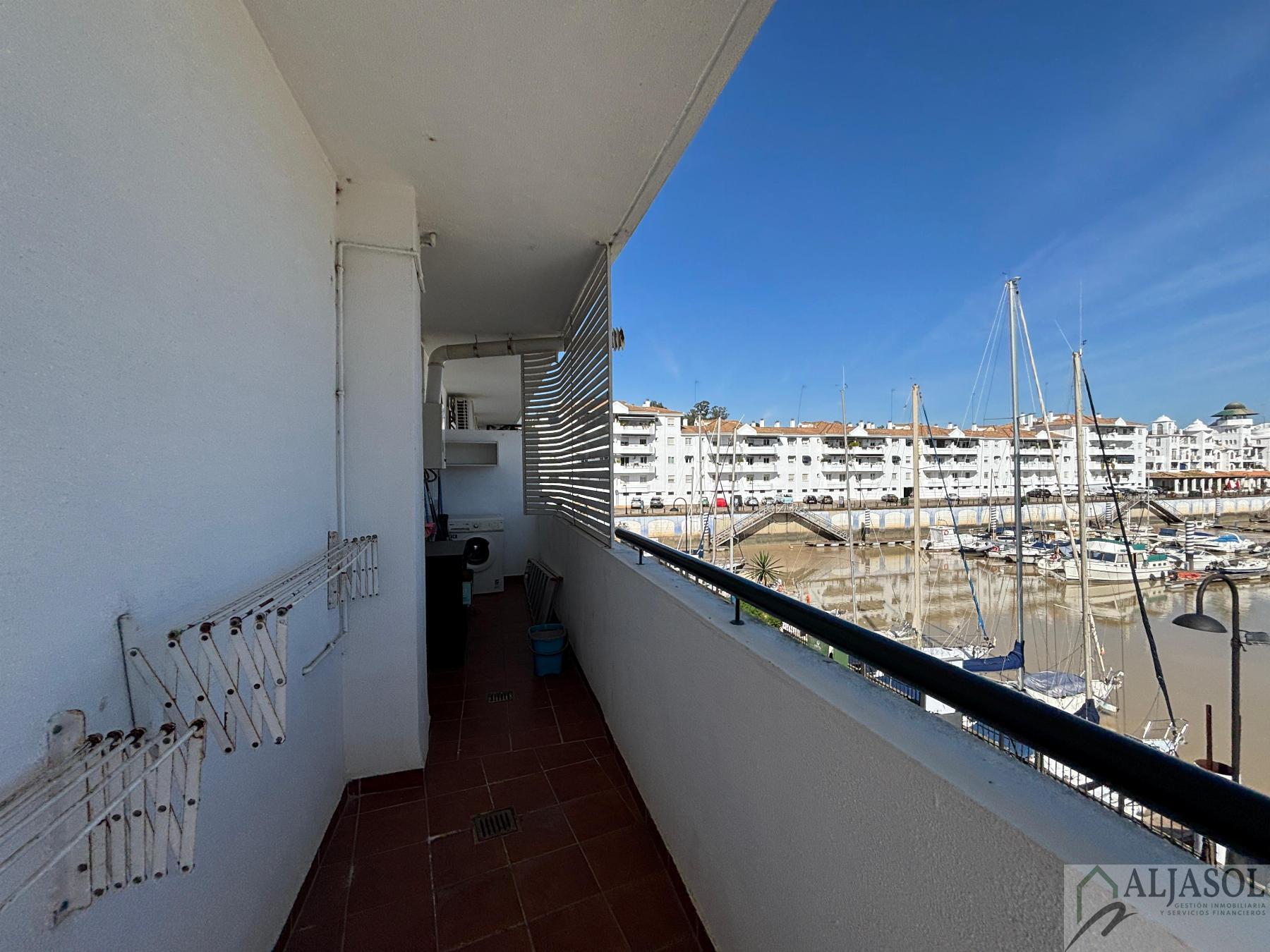 For sale of flat in Gelves