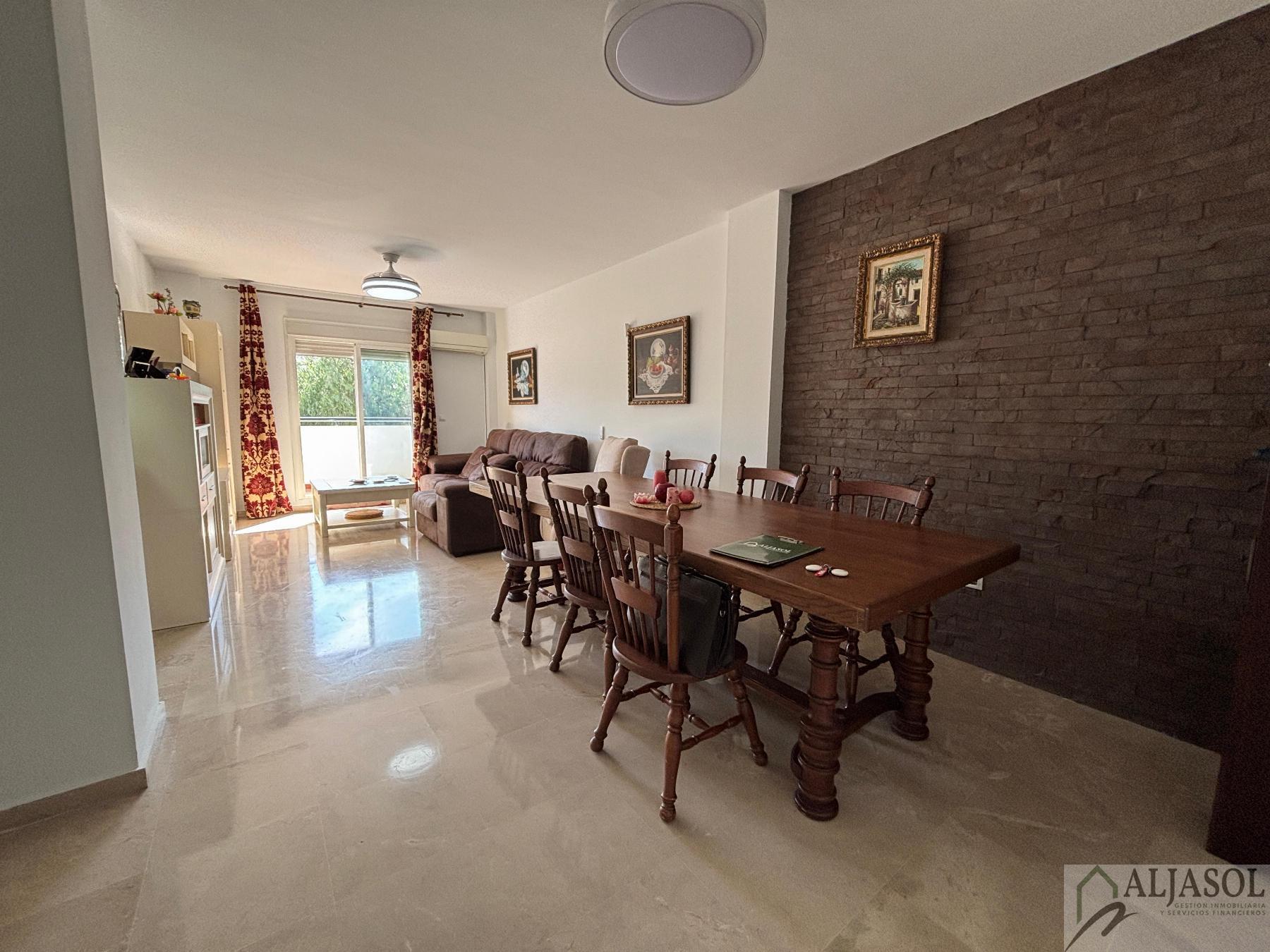 For sale of flat in Gelves
