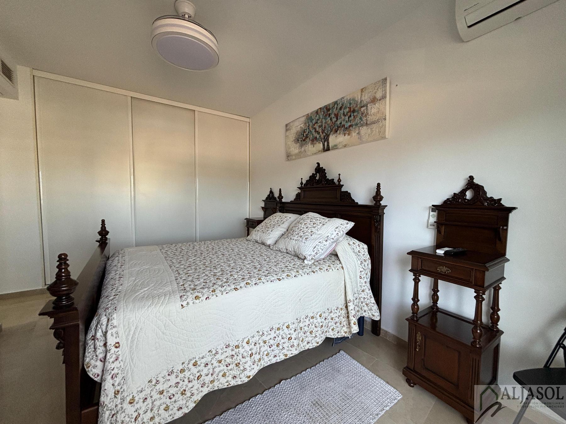 For sale of flat in Gelves