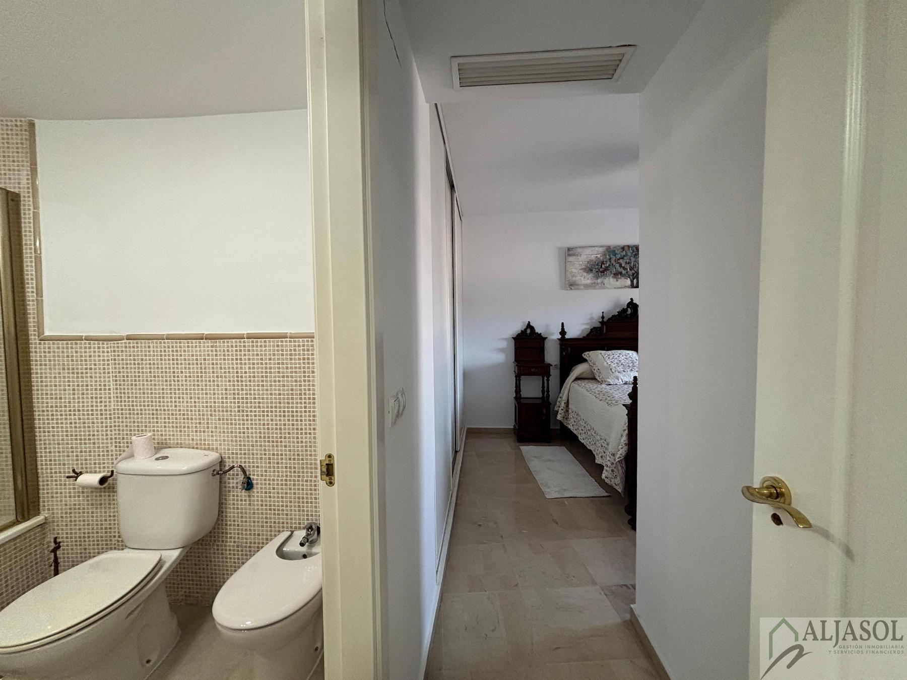For sale of flat in Gelves