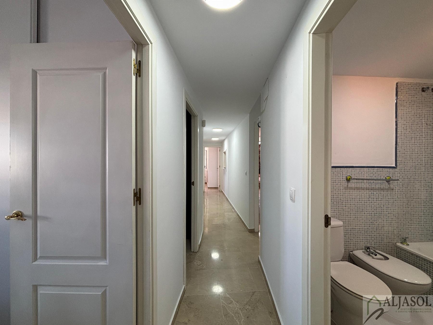 For sale of flat in Gelves