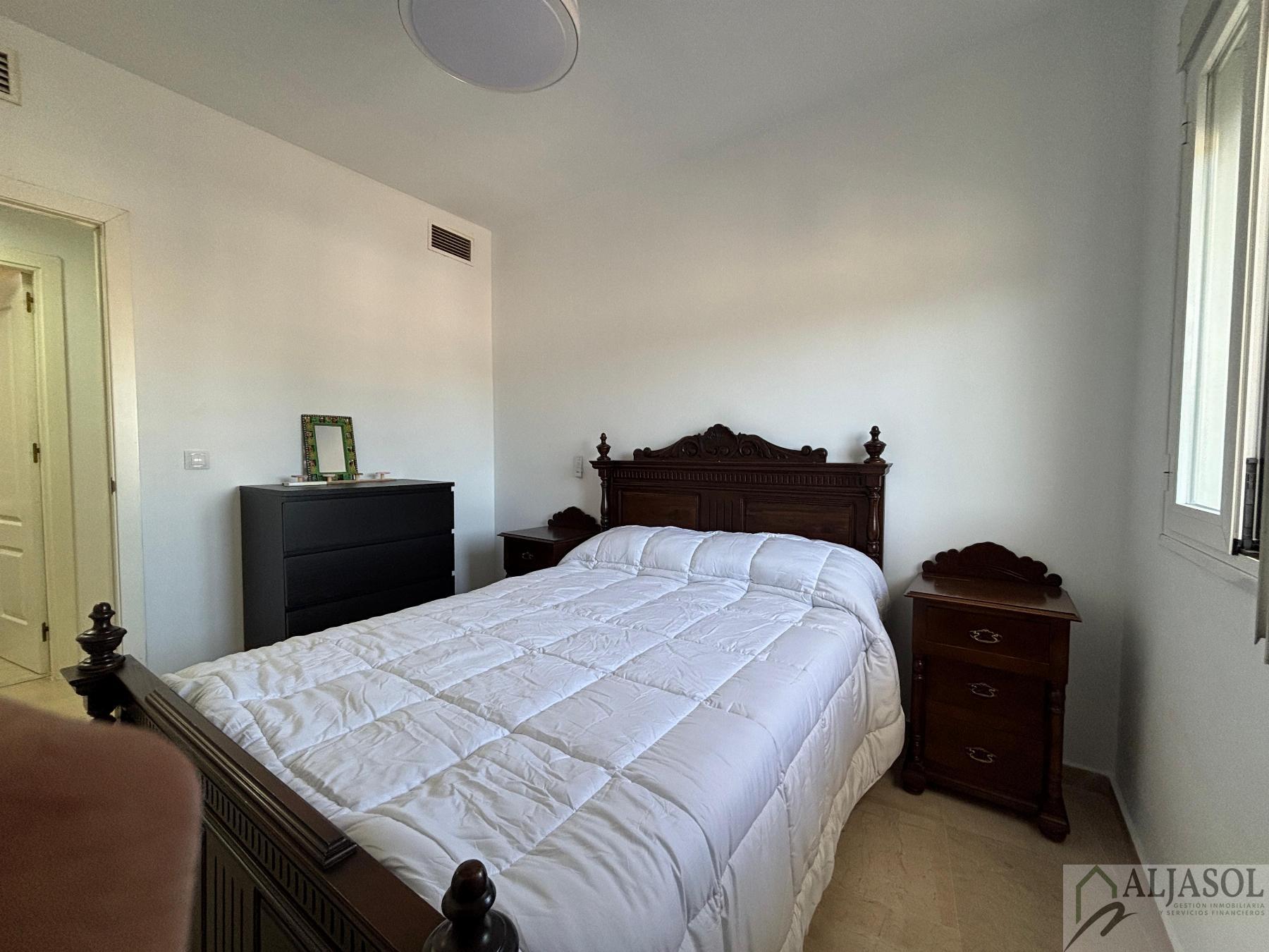 For sale of flat in Gelves