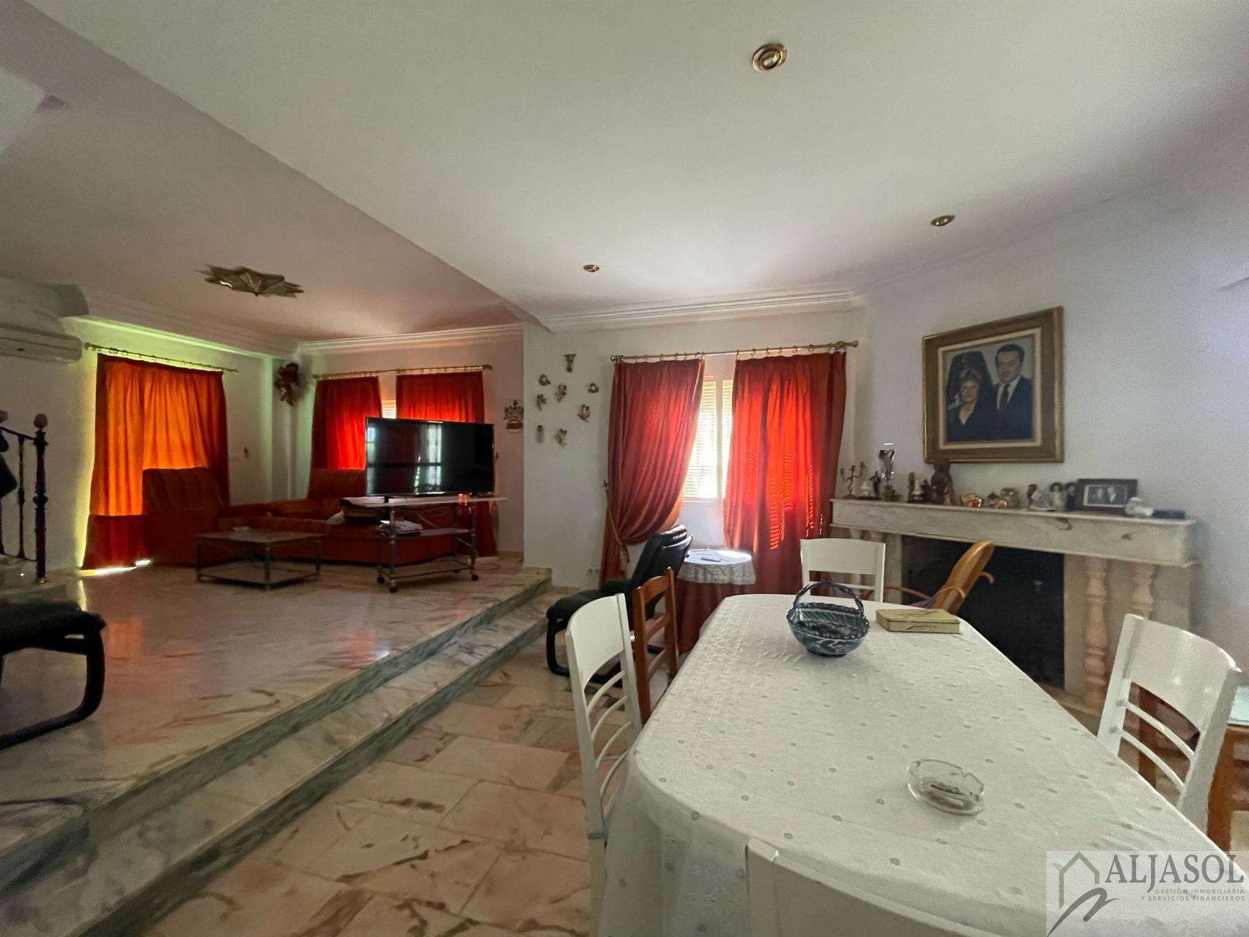 Venta de finca rústica en Sanlúcar la Mayor