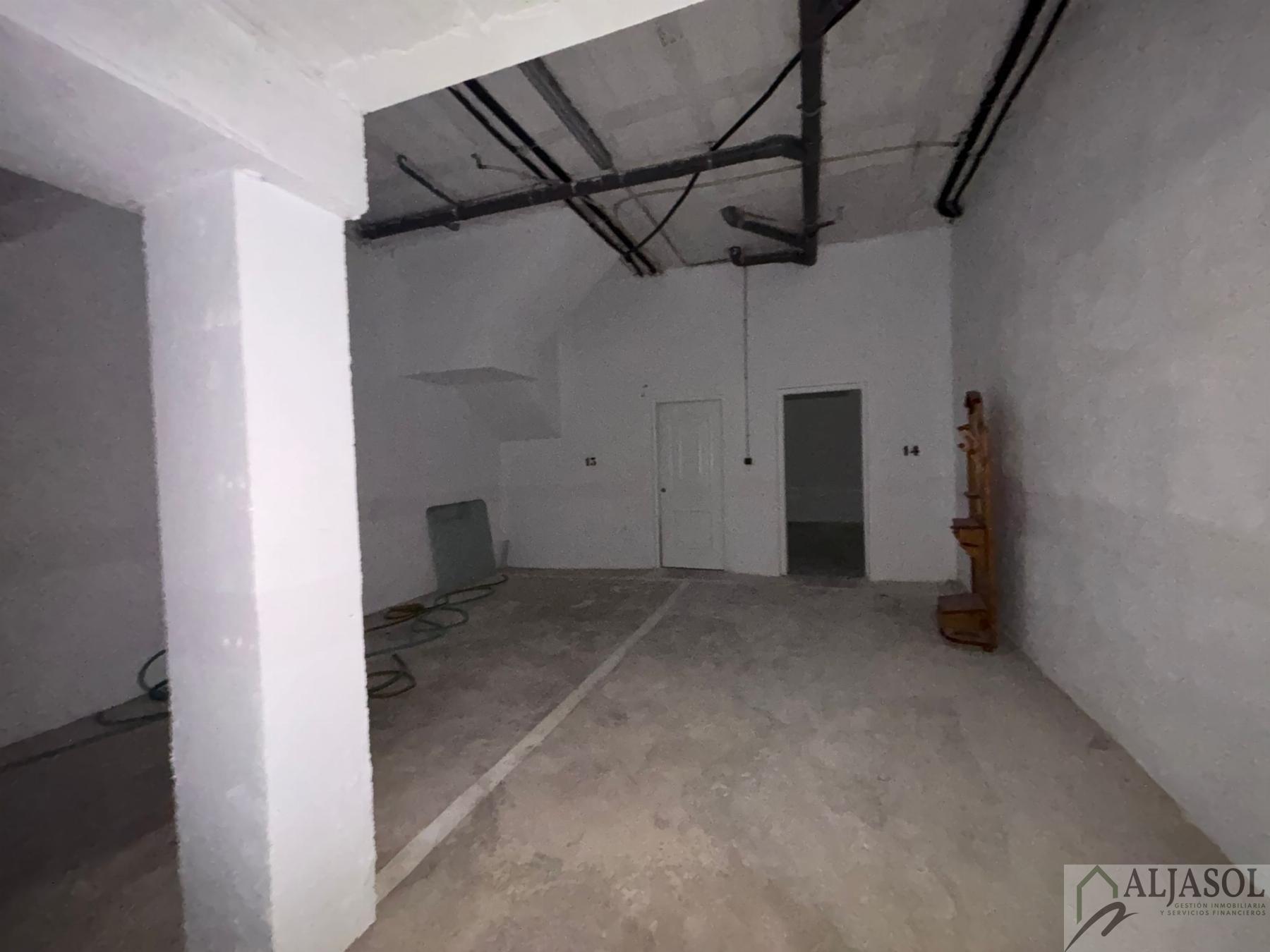 For sale of house in Palomares del Río