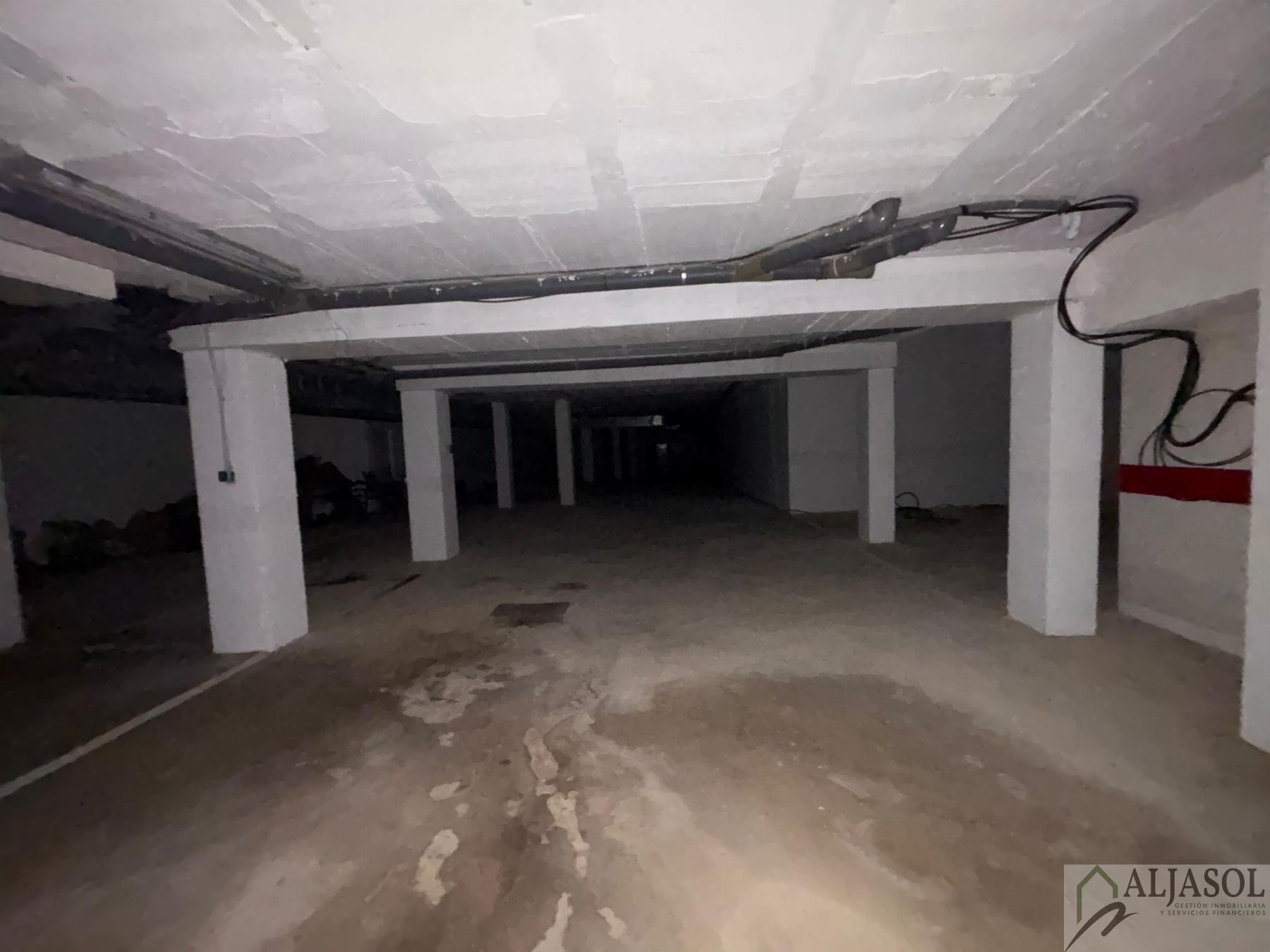For sale of house in Palomares del Río