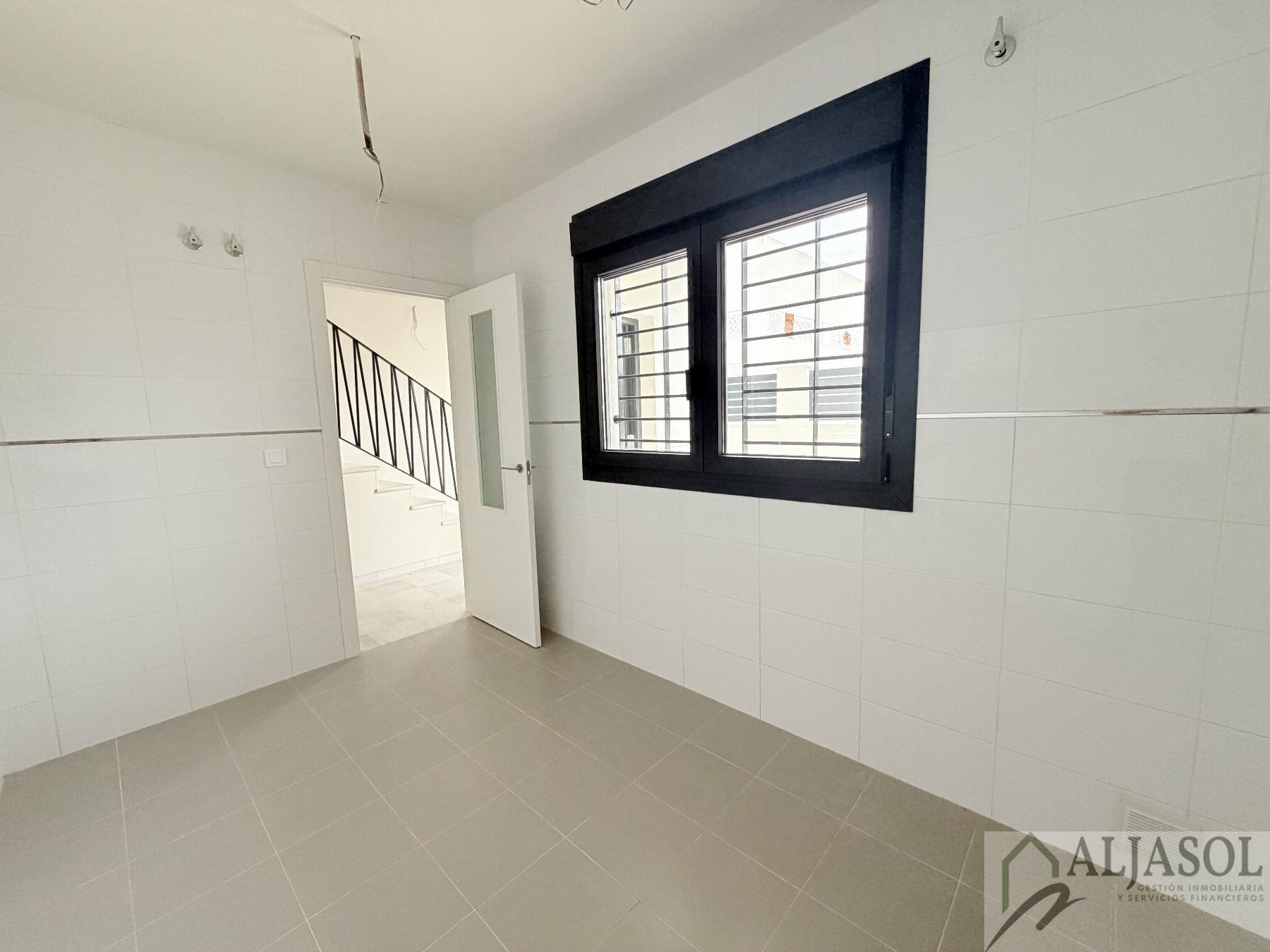 Venta de casa en Salteras
