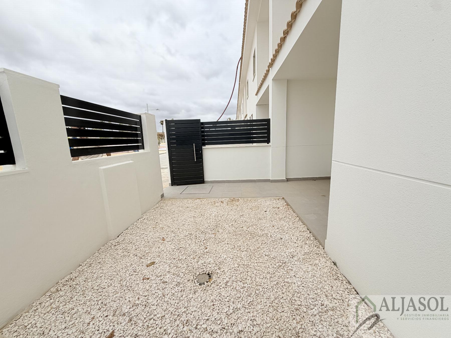 Venta de casa en Salteras