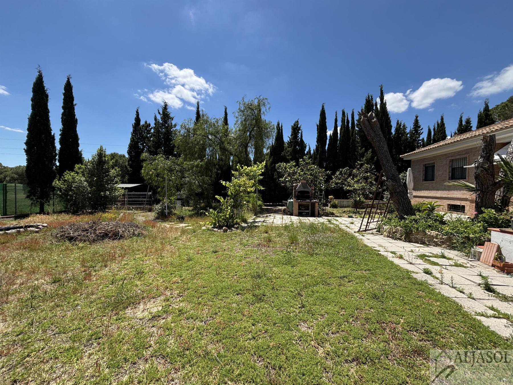 For sale of chalet in Aljaraque