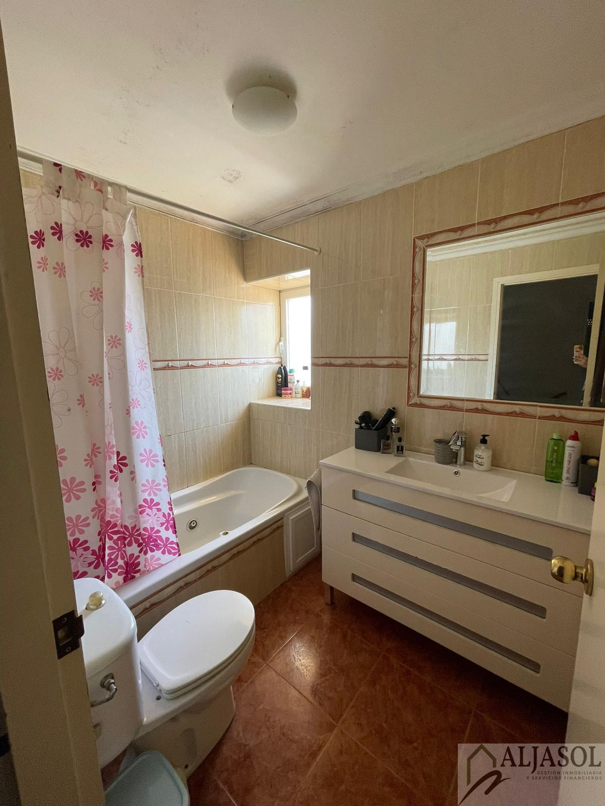 Venta de casa en Villanueva del Ariscal Venta de casa en Villanueva del Ariscal