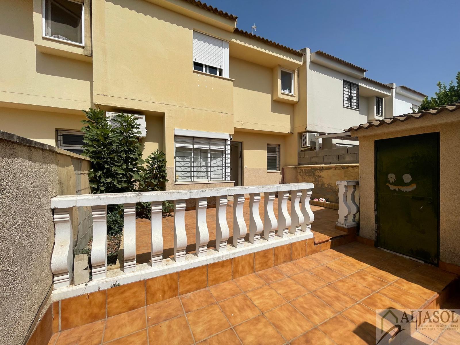 Venta de casa en Villanueva del Ariscal Venta de casa en Villanueva del Ariscal