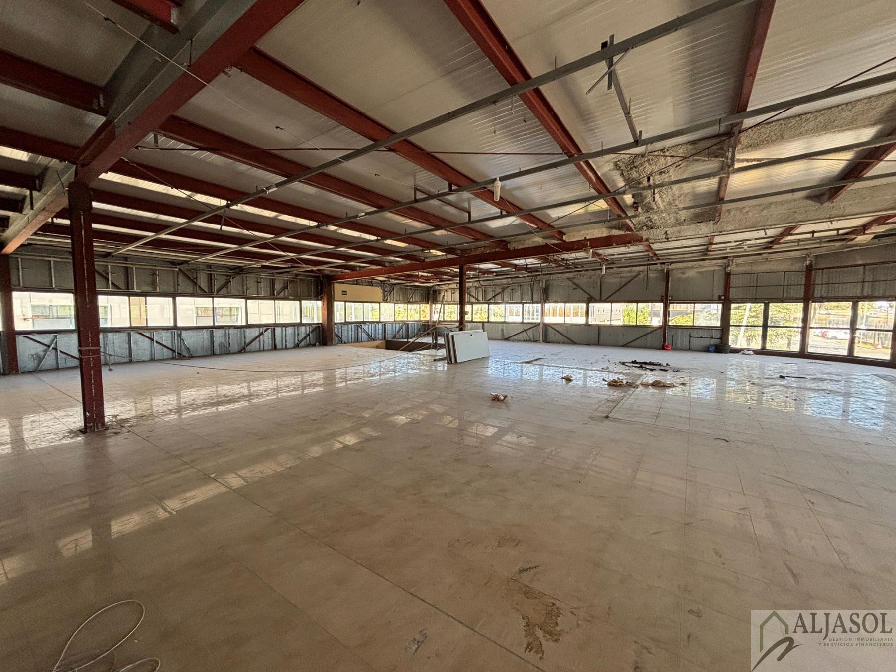 Venta de nave en Bollullos de la Mitación