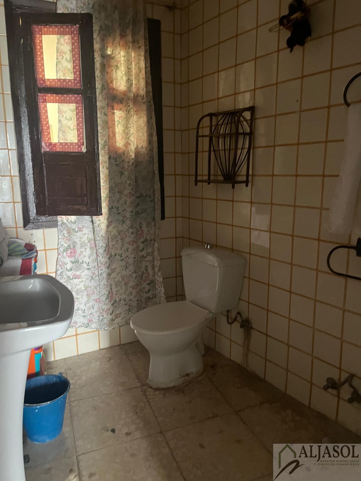 Venta de casa en Setenil de las Bodegas