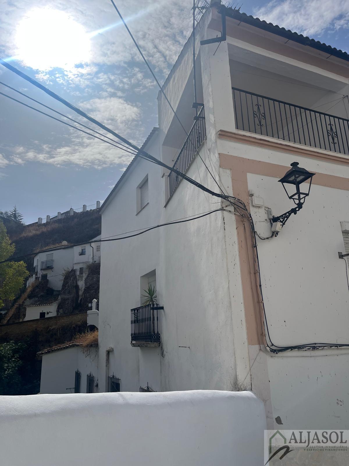 Venta de casa en Setenil de las Bodegas