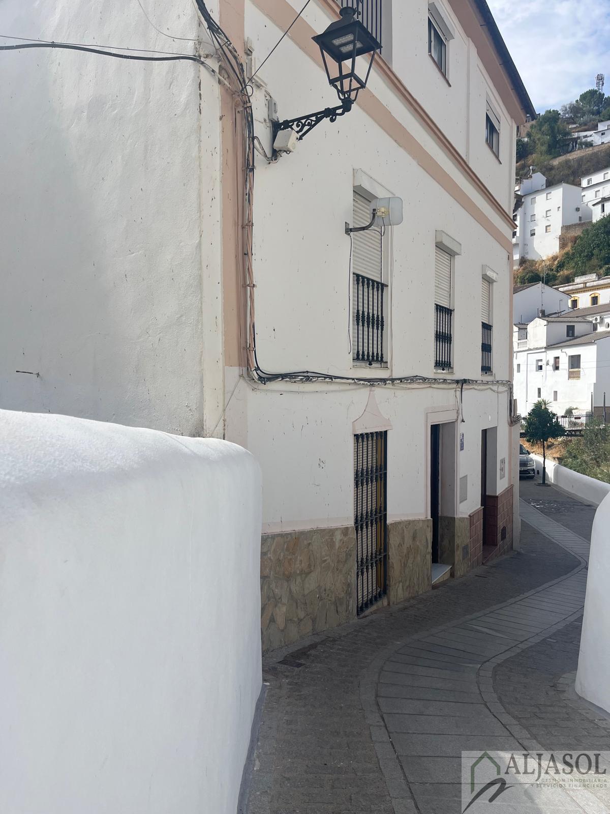 Venta de casa en Setenil de las Bodegas