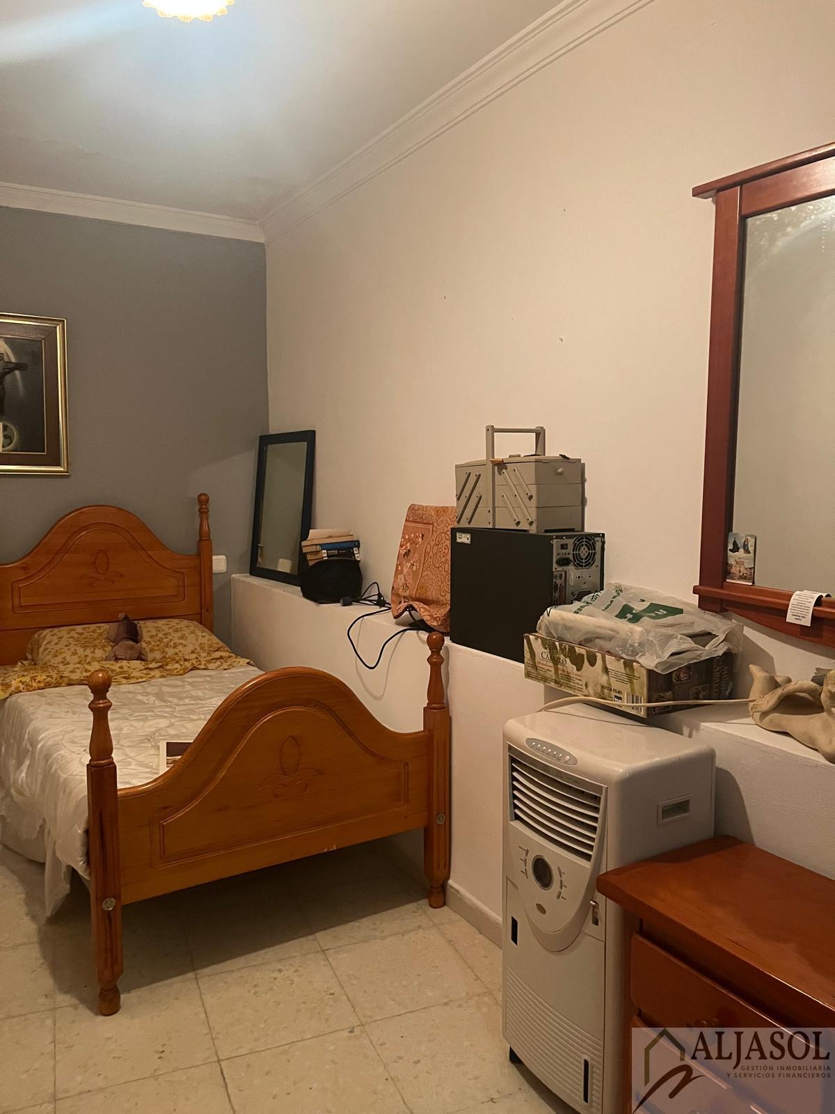 Venta de casa en Setenil de las Bodegas