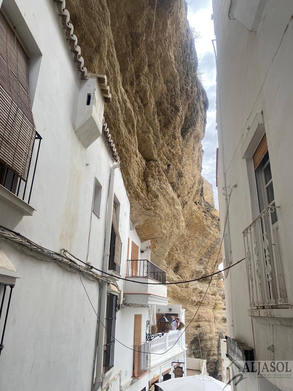 Venta de casa en Setenil de las Bodegas