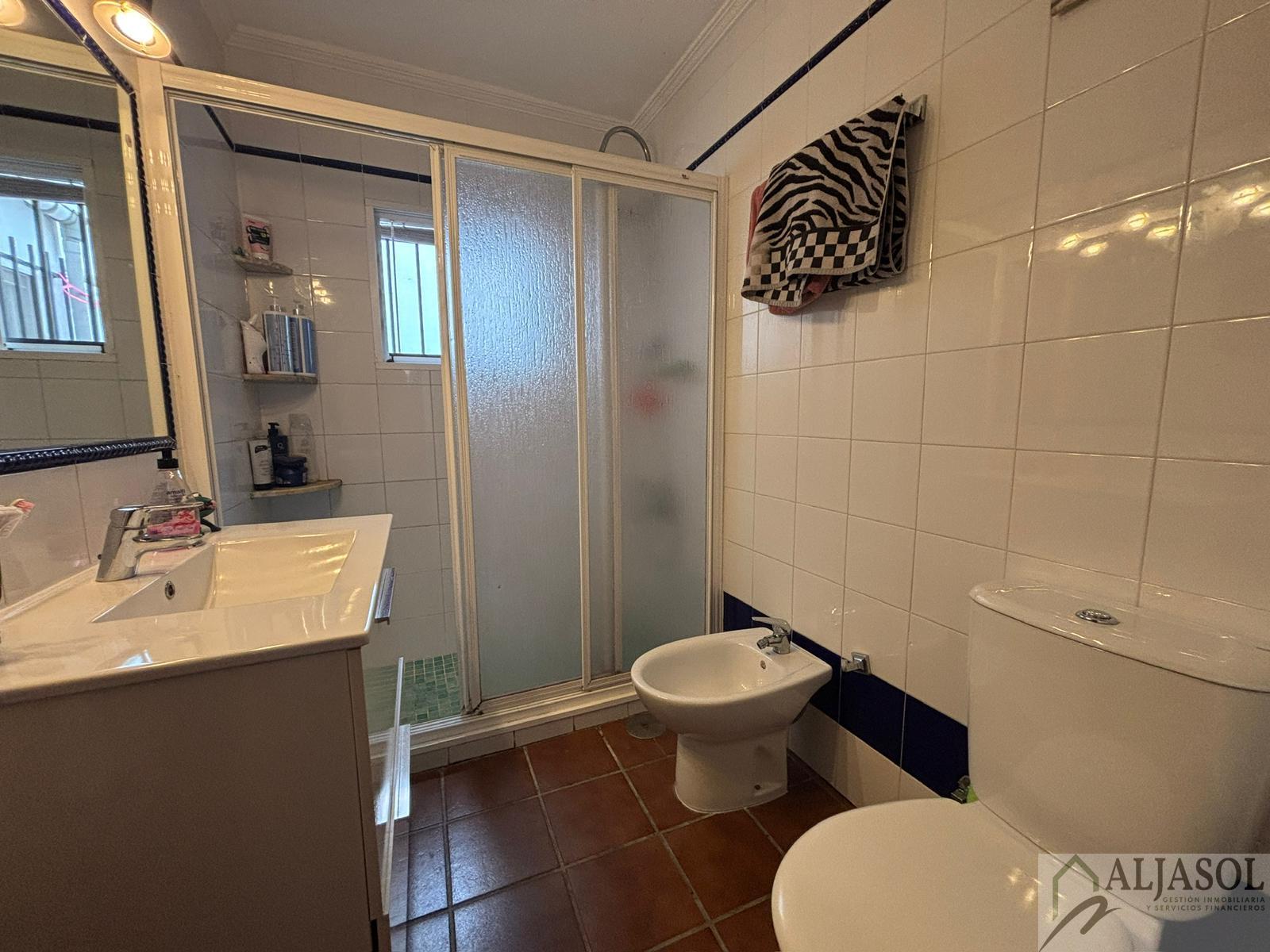 Venta de casa en Gines
