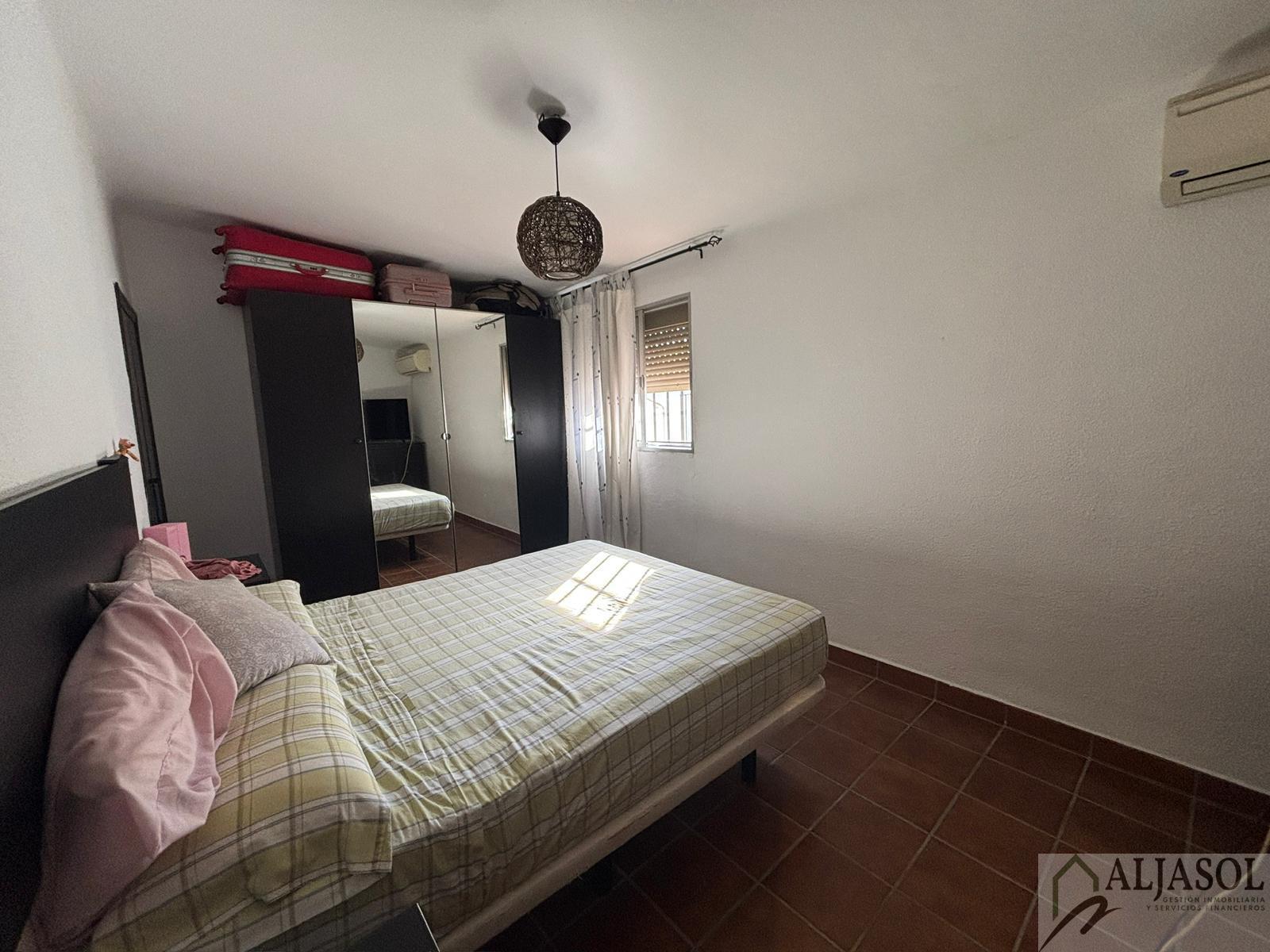 Venta de casa en Gines