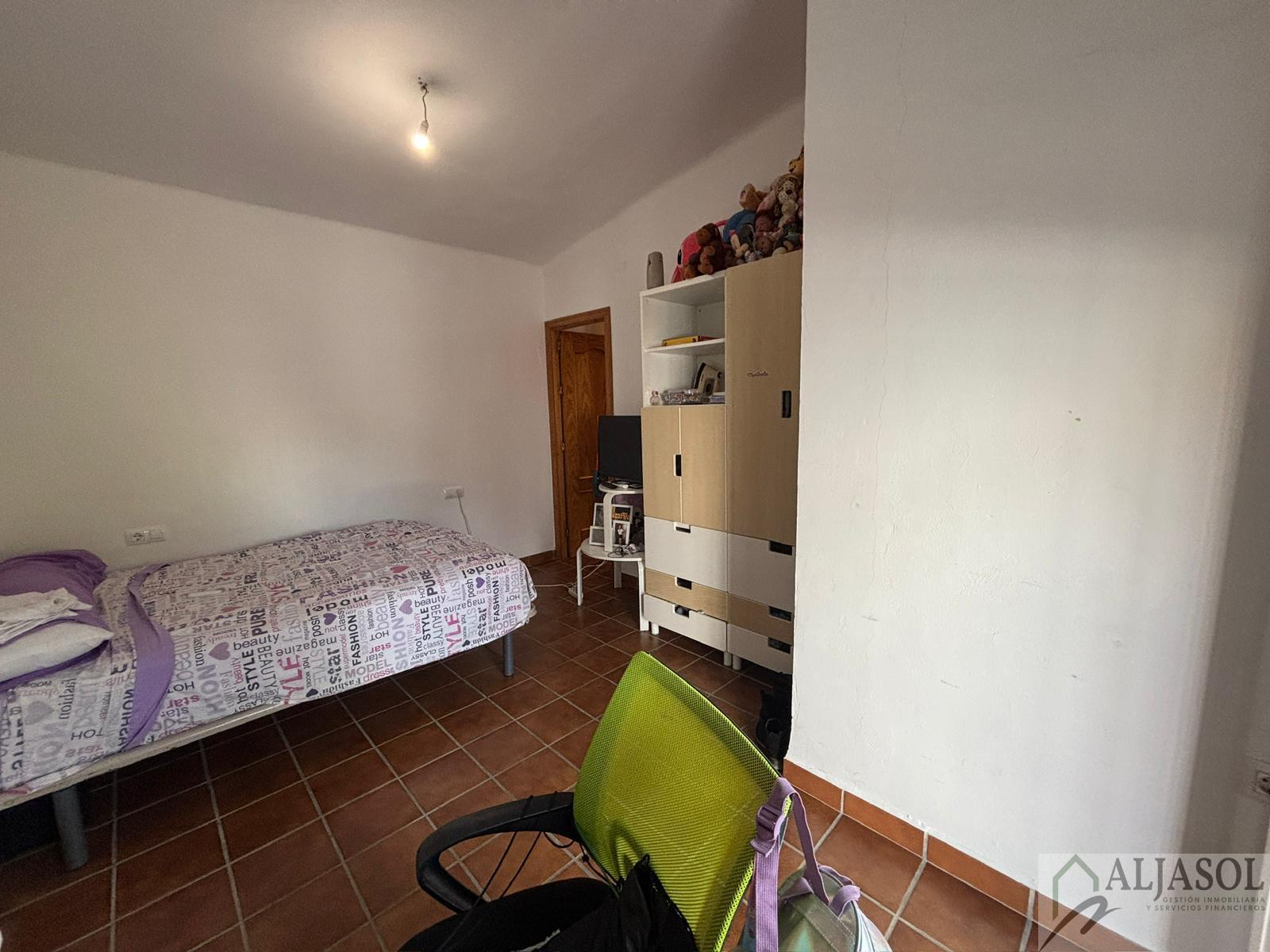 Venta de casa en Gines