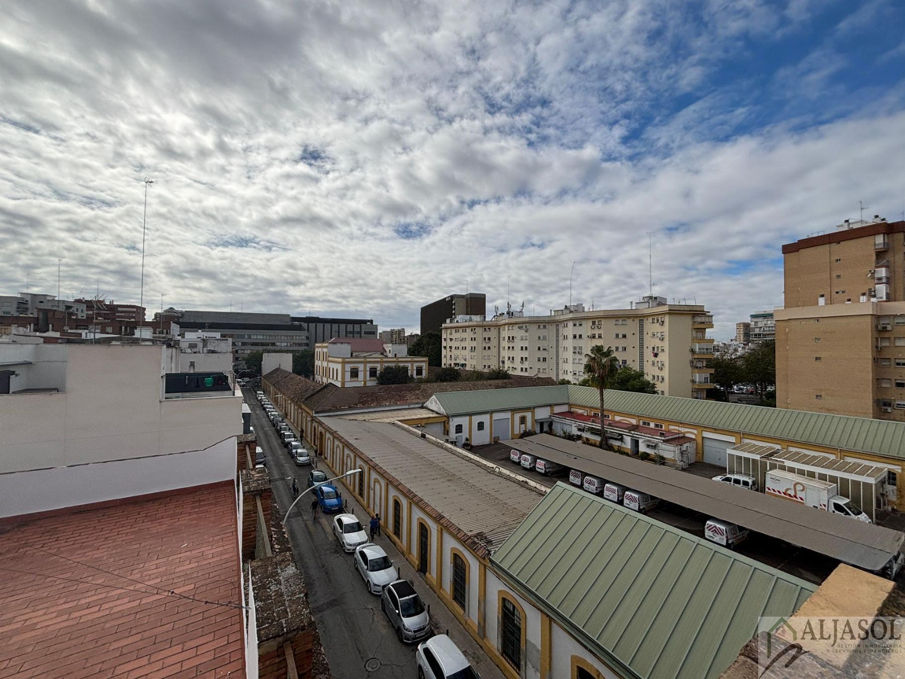 For sale of flat in Sevilla