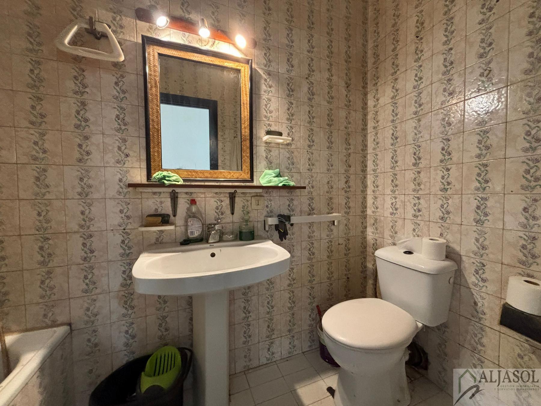 For sale of flat in Sevilla