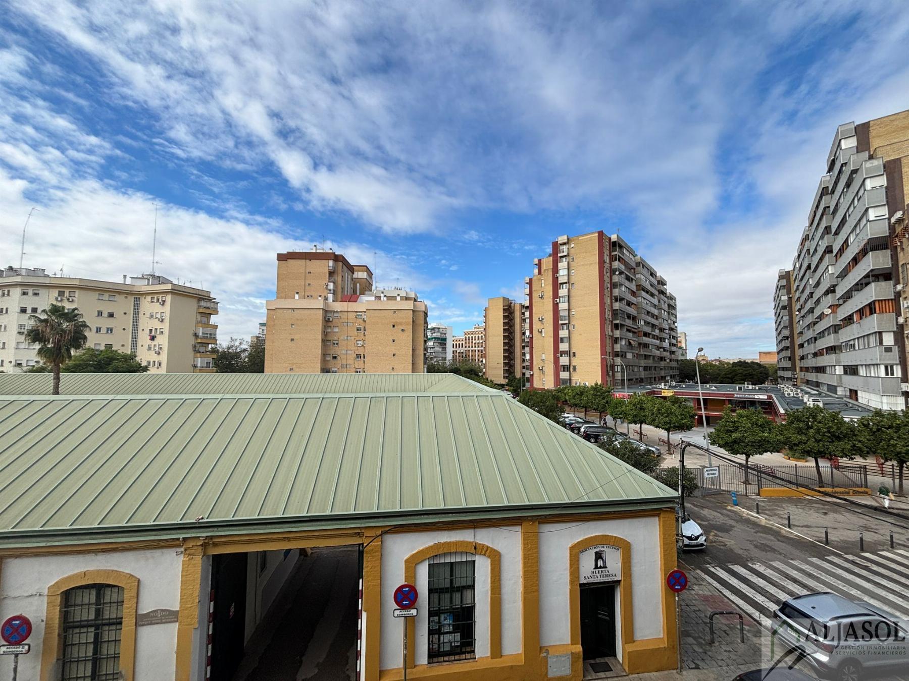 For sale of flat in Sevilla