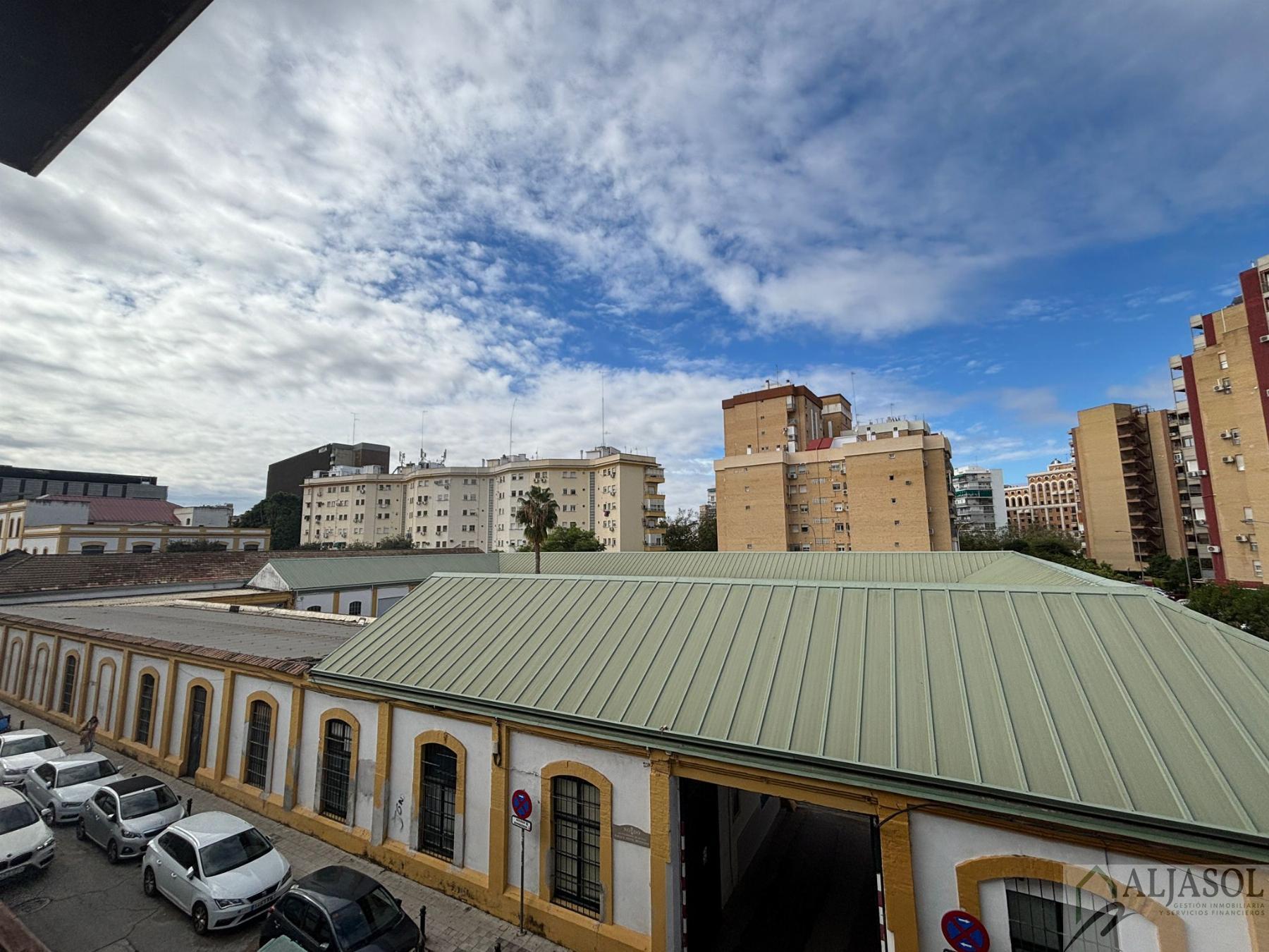 For sale of flat in Sevilla