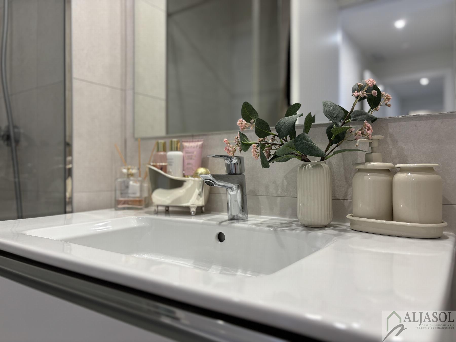 Venta de piso en Mairena del Aljarafe Venta de piso en Mairena del Aljarafe