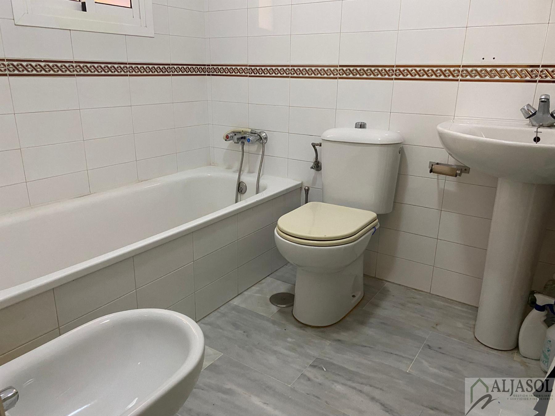 Venta de casa en Mairena del Aljarafe