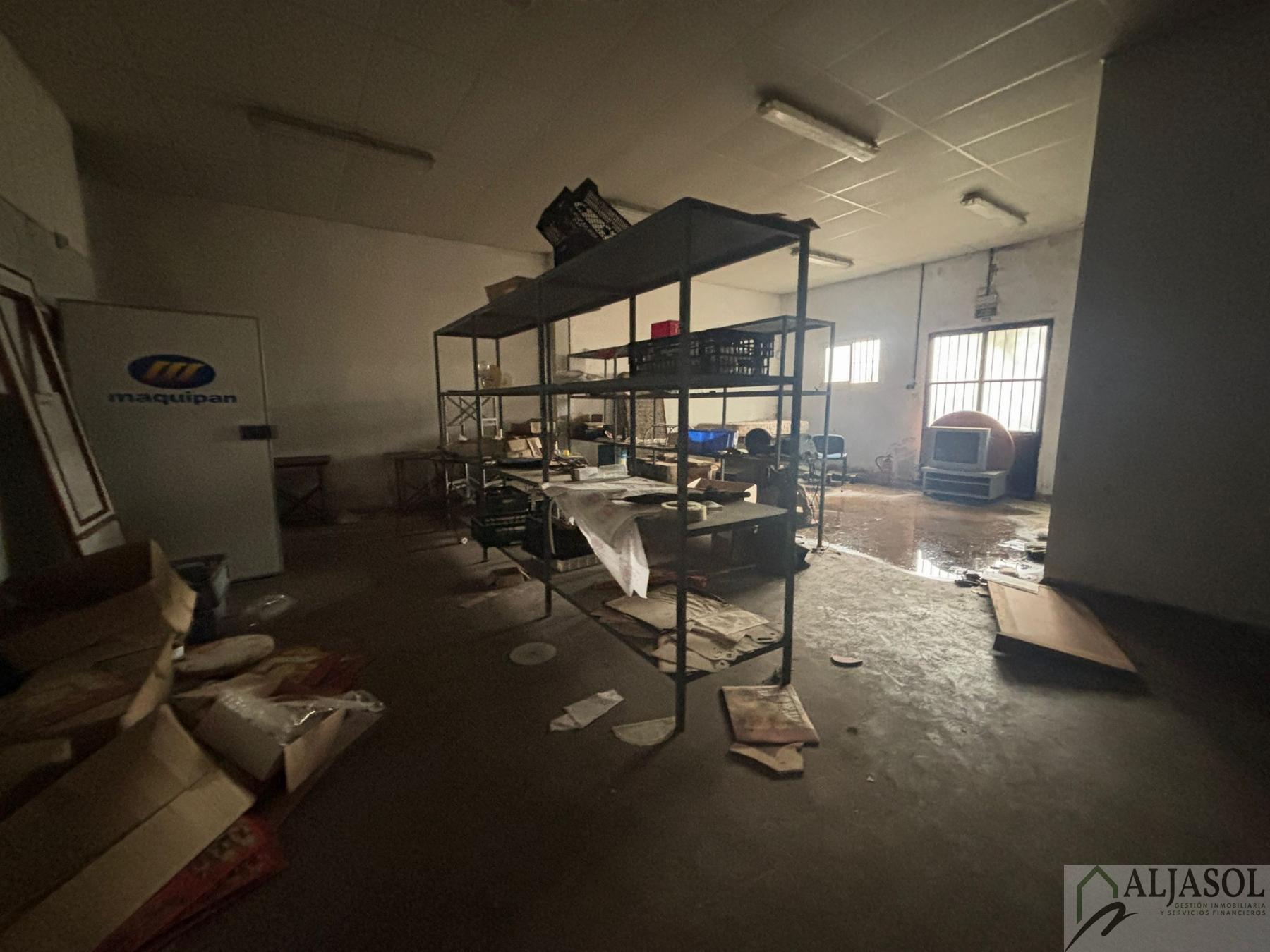 Venta de nave en Bollullos de la Mitación Venta de nave en Bollullos de la Mitación