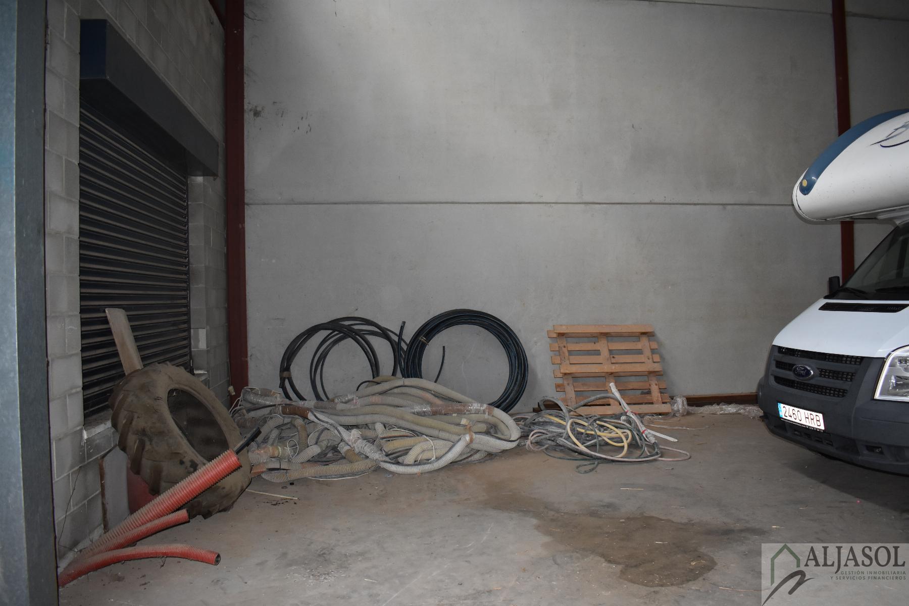 For sale of warehouse in Bollullos de la Mitación