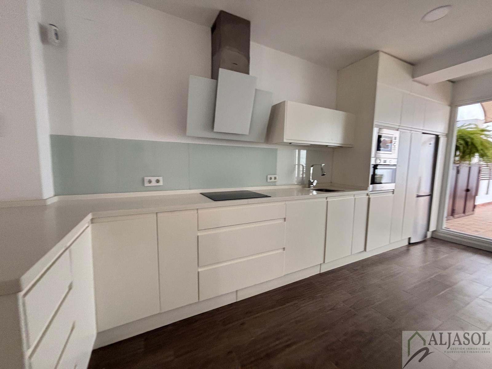 For sale of flat in Sevilla