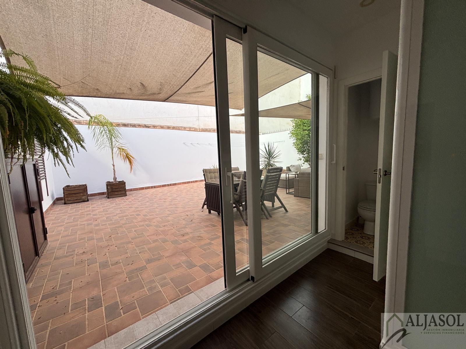 For sale of flat in Sevilla