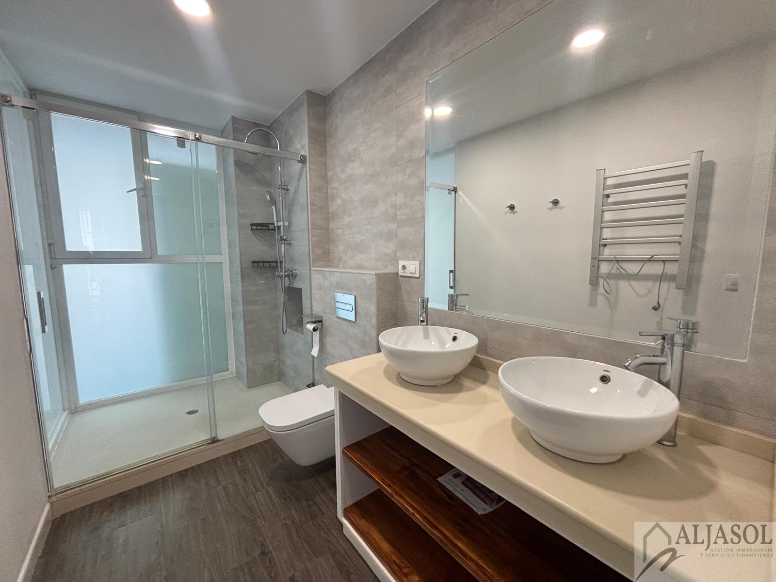 For sale of flat in Sevilla