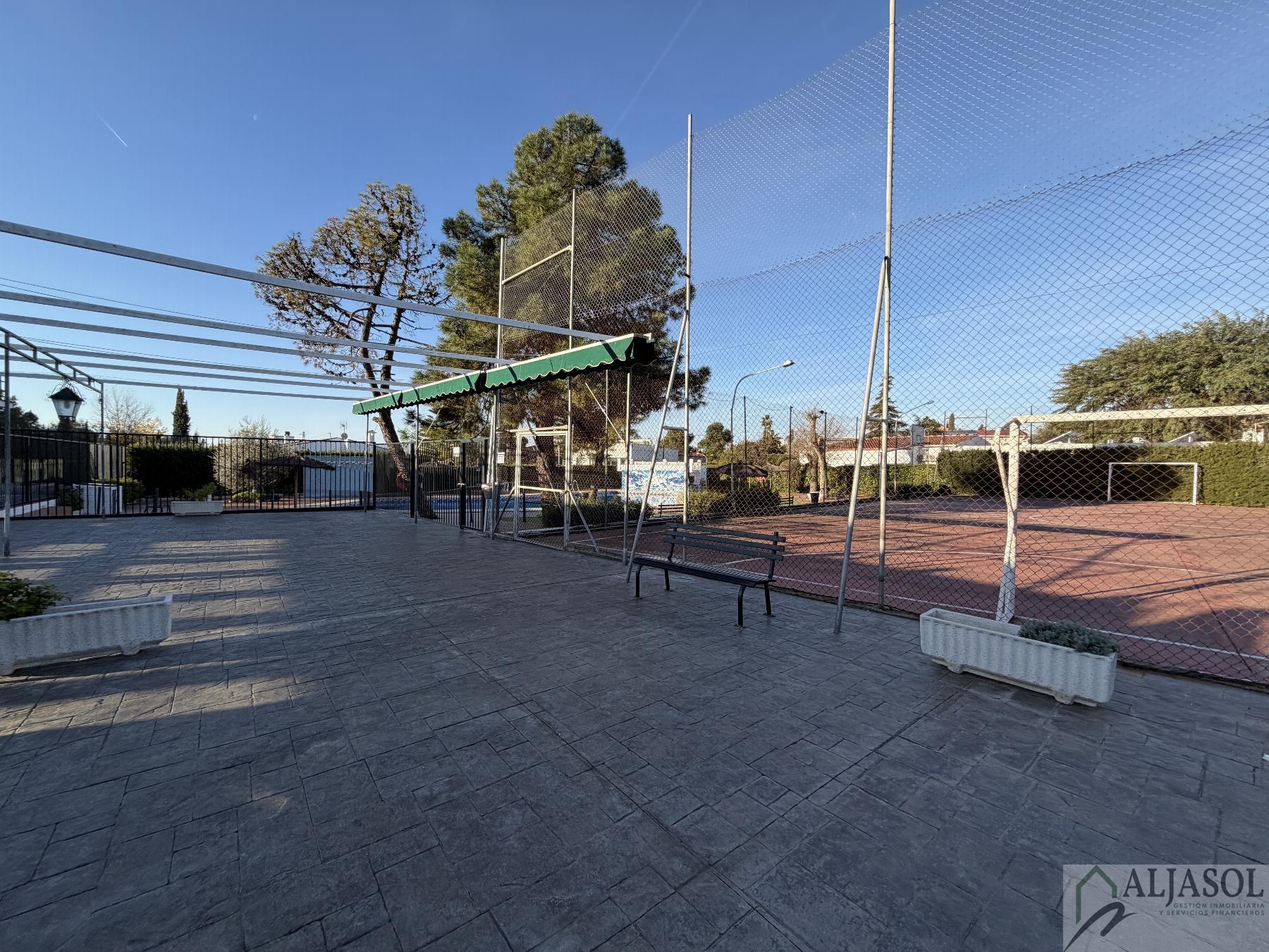 For rent of chalet in Valencina de la Concepción