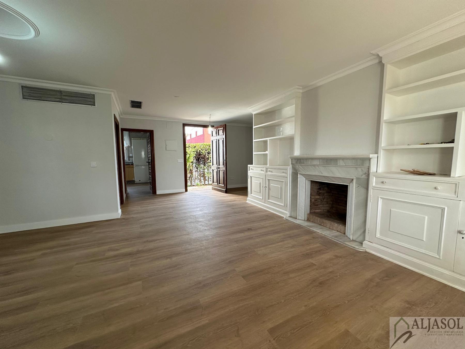 For rent of chalet in Valencina de la Concepción