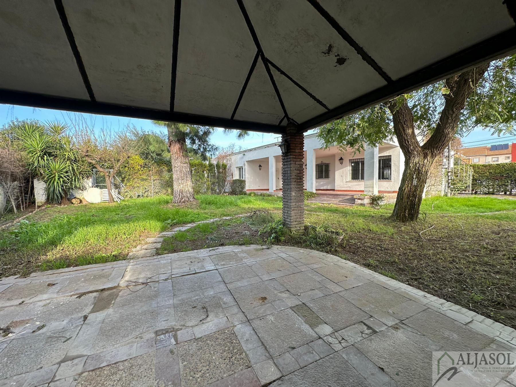 For rent of chalet in Valencina de la Concepción