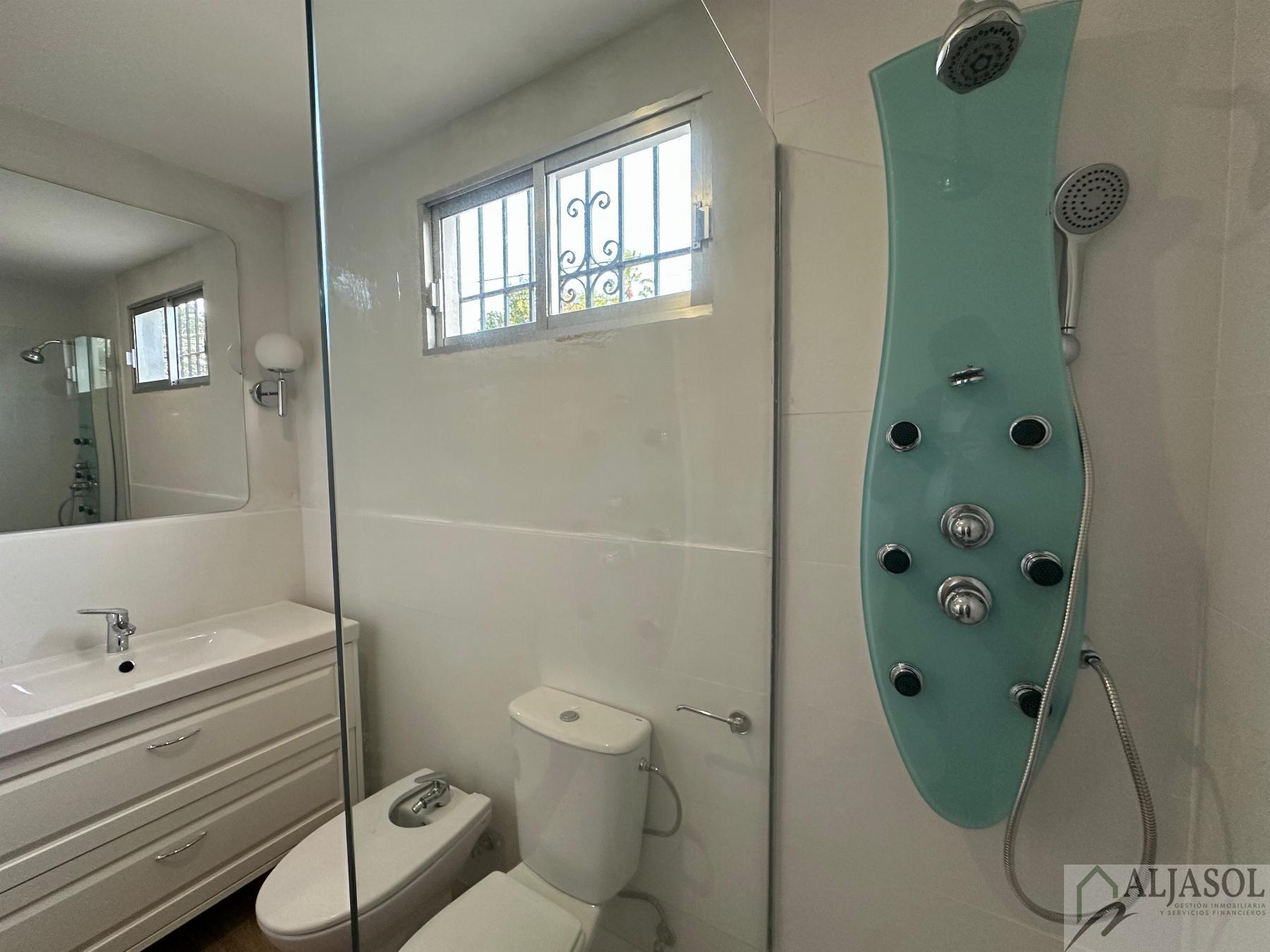 For rent of chalet in Valencina de la Concepción