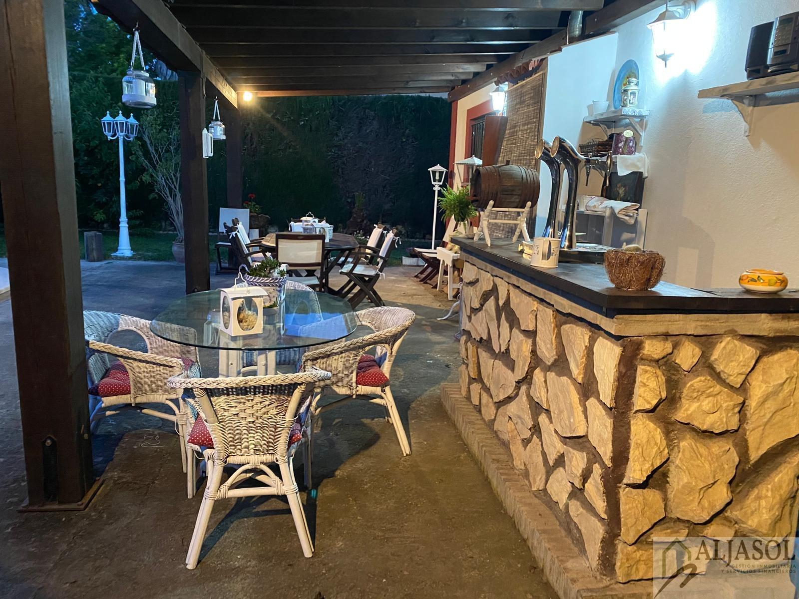 Venta de chalet en Espartinas