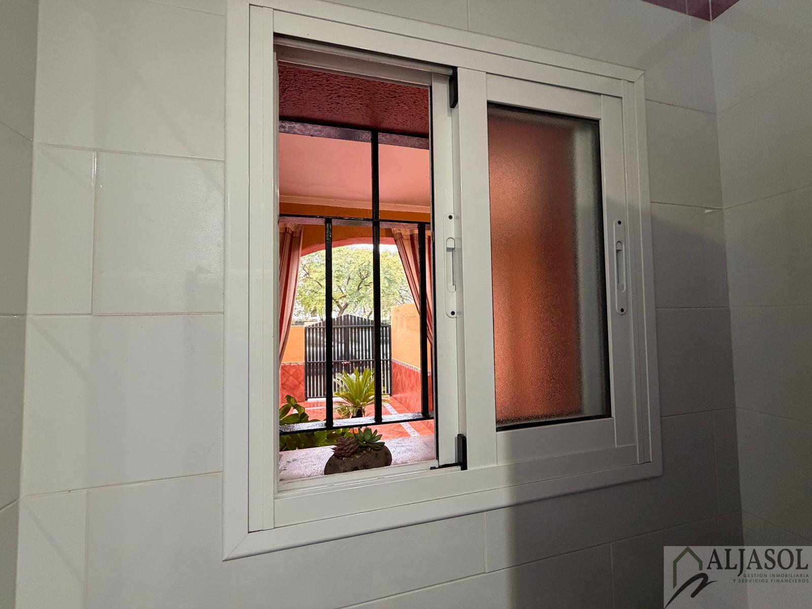 Venta de casa en Bormujos