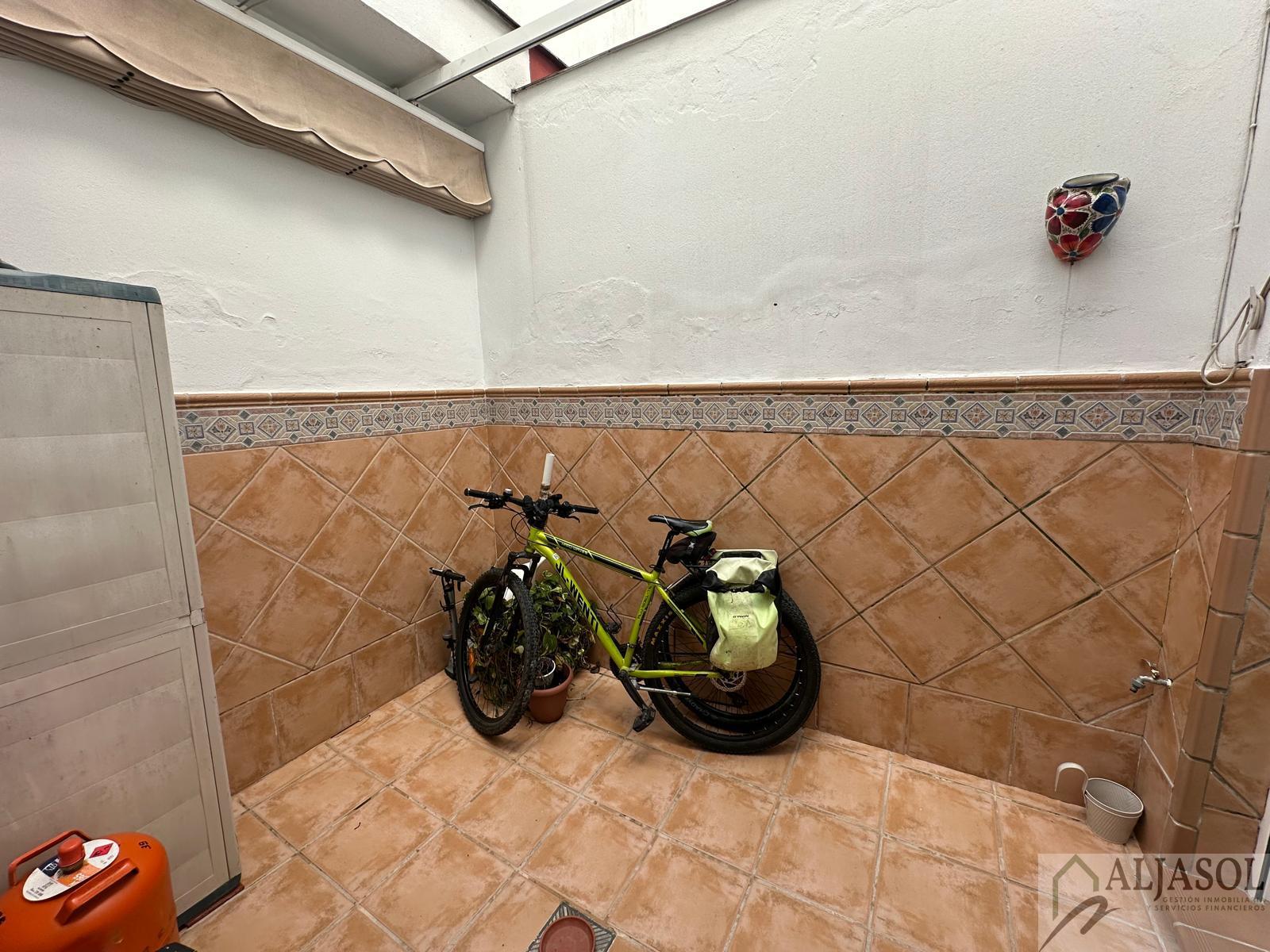 For sale of house in Camas