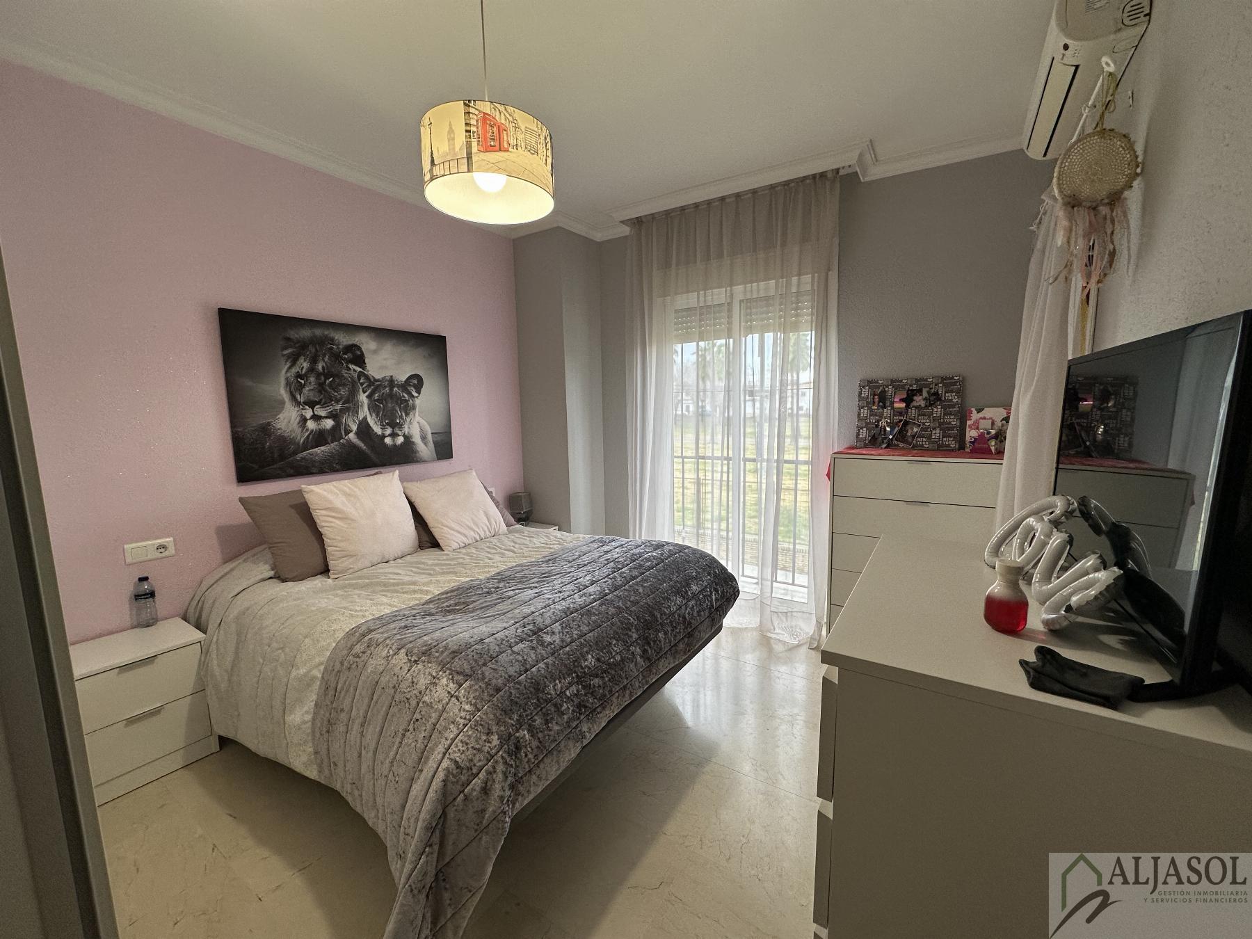 Venta de casa en Villanueva del Ariscal