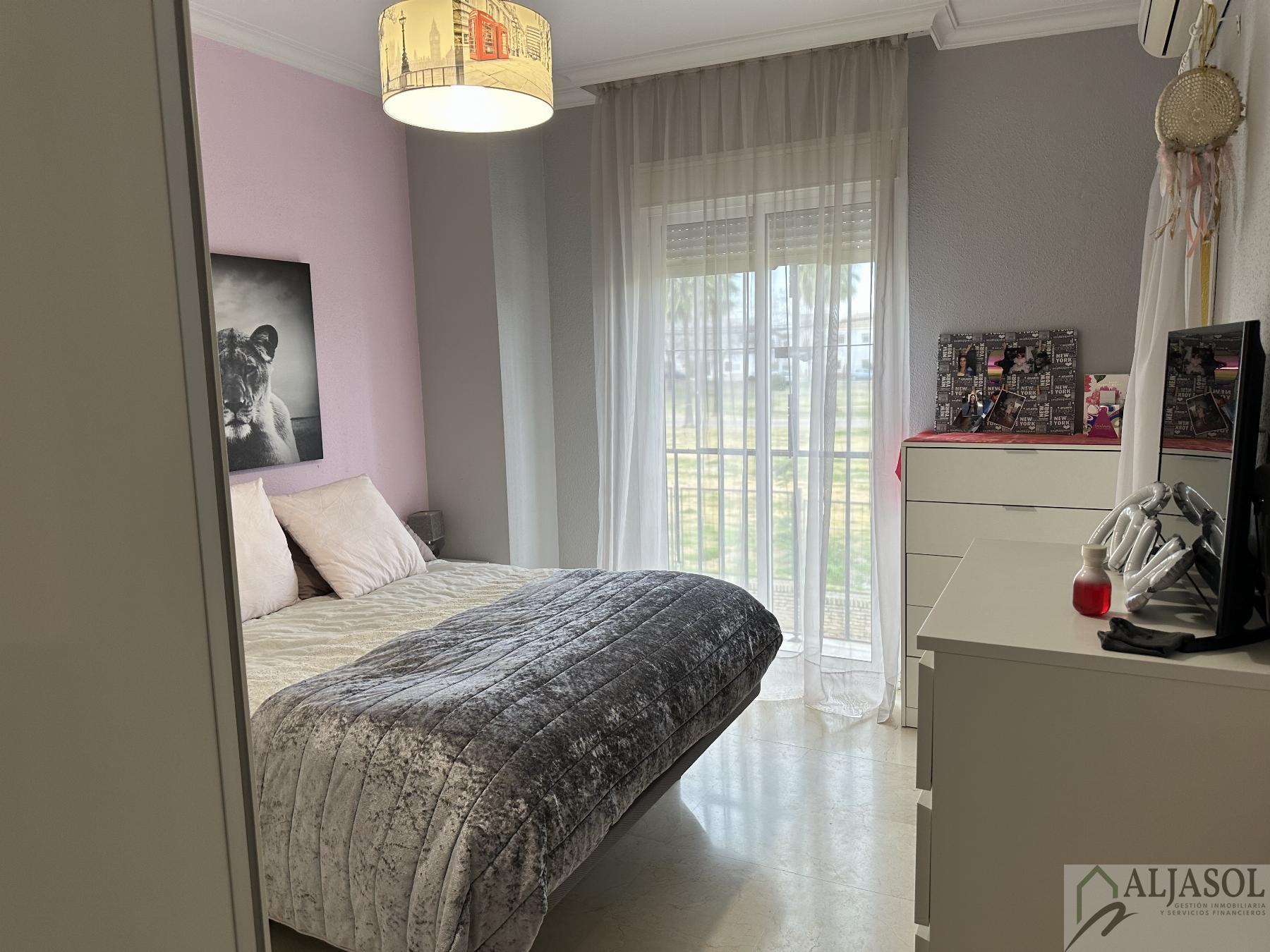 Venta de casa en Villanueva del Ariscal