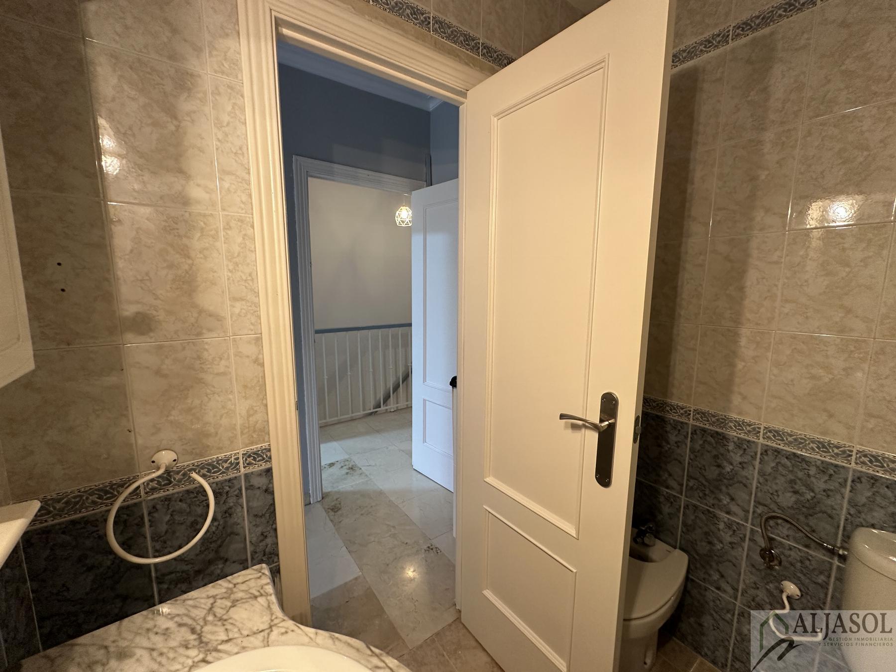 Venta de casa en Villanueva del Ariscal